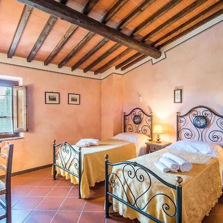 Vivaldi Apartment